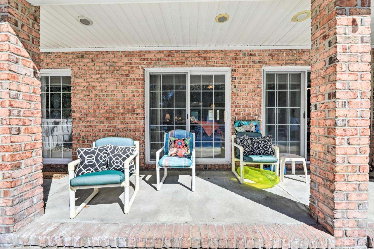 Pine Knoll Shores Getaway - Walk To Beach! エクステリア 写真