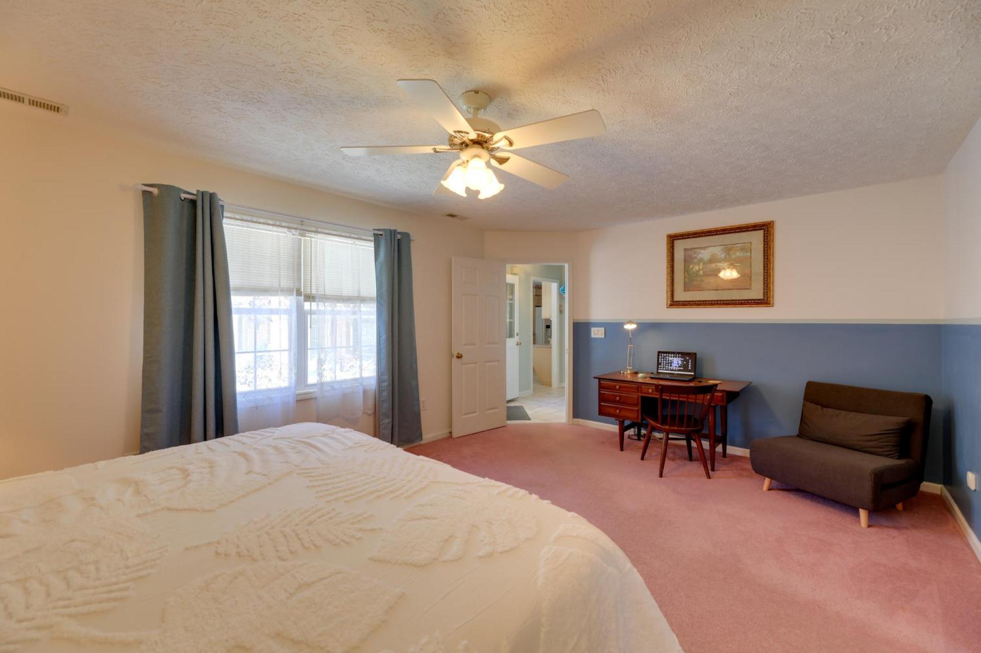 Pine Knoll Shores Getaway - Walk To Beach! エクステリア 写真